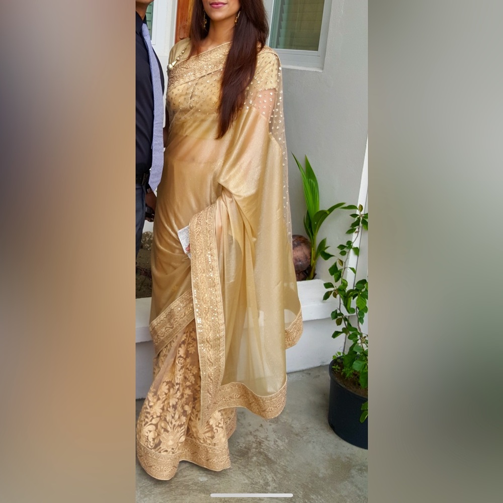 Gorgeous golden sari
